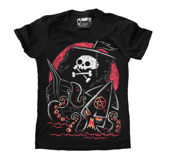 A Murder on the High Seas Women Tshirt